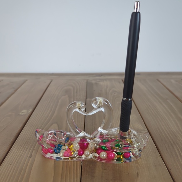 Vintage Kitsch Kissing Swans Paper Weight Pen Holder - Picture 3 of 10